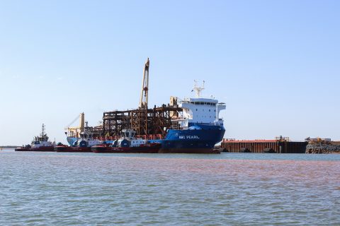 First project cargo delivery at Lumsden Point