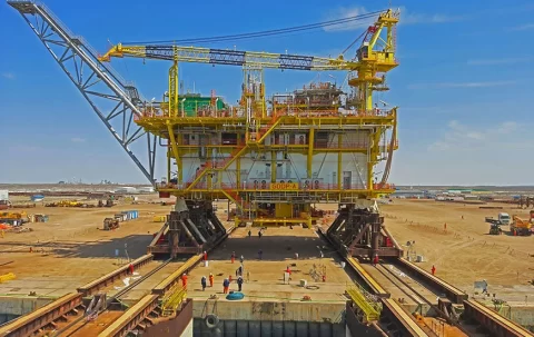 Mammoet loads out 4,000 ton topside in Turkmenistan