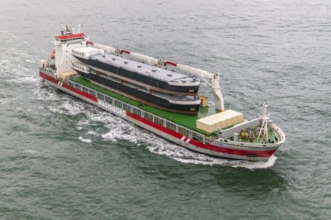 Wagenborg delivers cascos to Rotterdam