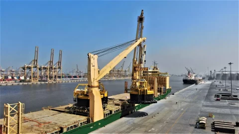 AAL ships SPM buoys from Jebel Ali to Persian Gulf