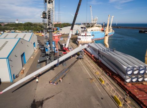 Port of Blyth orders Konecranes' mobile harbor crane