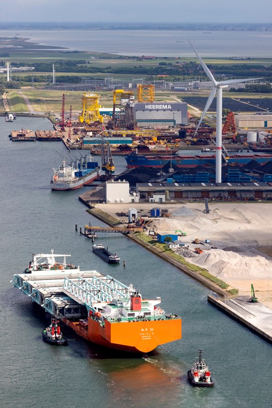 North Sea Port receives Nieuwe Sluis components