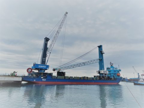 Port of Blyth receives its fully-electric Konecranes unit