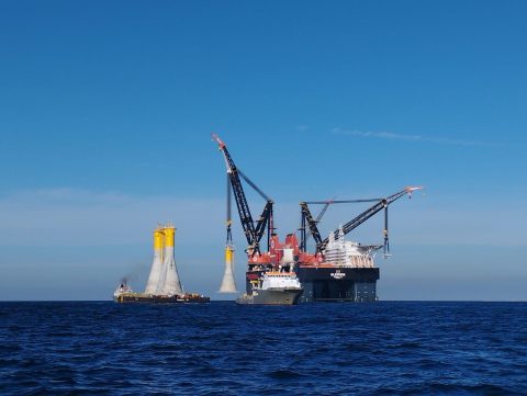 Heerema's Sleipnir starts GBS installation for Fécamp offshore wind project
