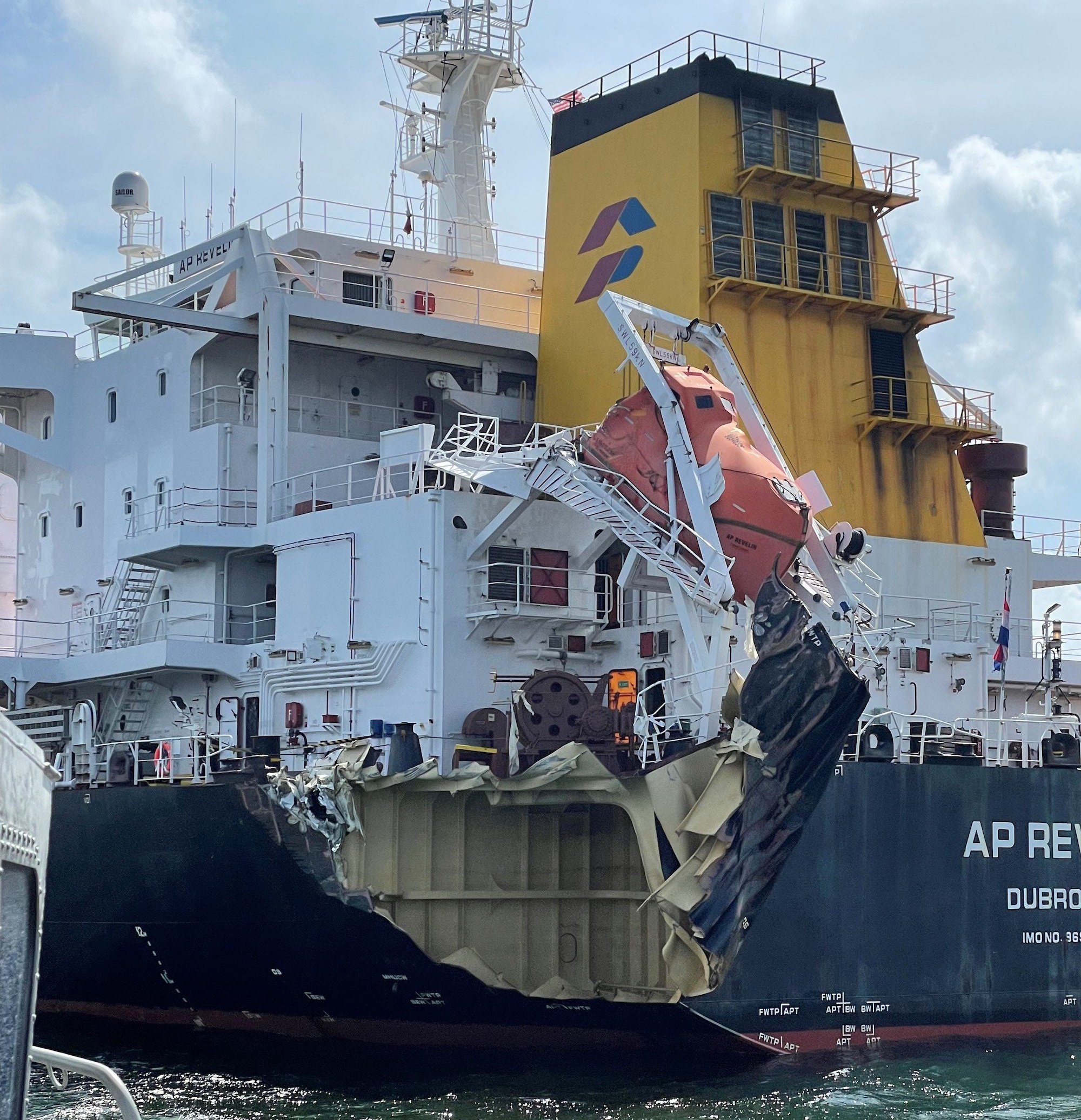 Spliethoff's Damgracht collides with Croatian-flagged bulker in Sabine Pass
