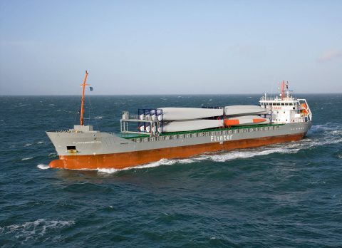 Drewry: multipurpose vessels charter rates slip faster than expected in August