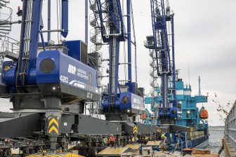 Port of Immingham receives three Liebherr cranes