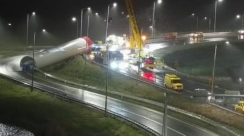Windmill falls off a truck blocking the Dutch A1 motorway