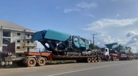Bolloré transports equipment to Liberian mine