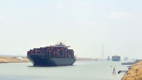 Vessel suffers failure in the Suez Canal