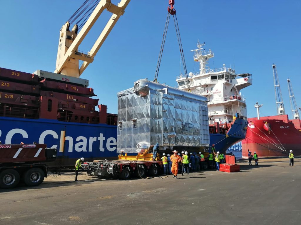 Project cargo being discharged by EMCO