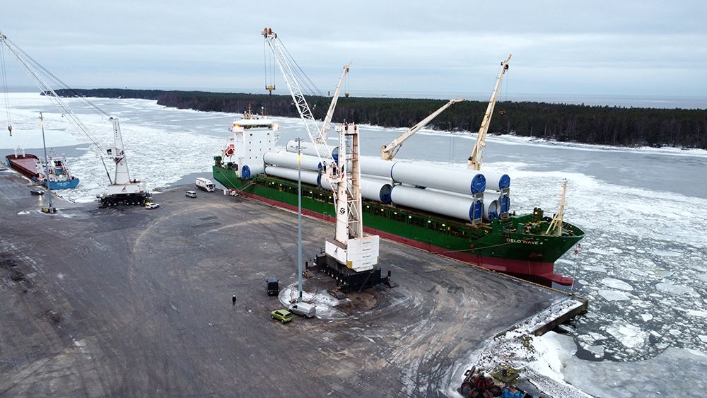 Finnish Port of Kaskinen starts handling wind turbine components