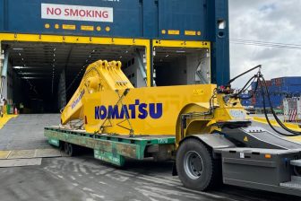 Van der Vlist turns to RoRo for Komatsu machinery delivery to Sweden