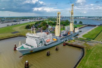 MV Lone gets busy in the German North Sea