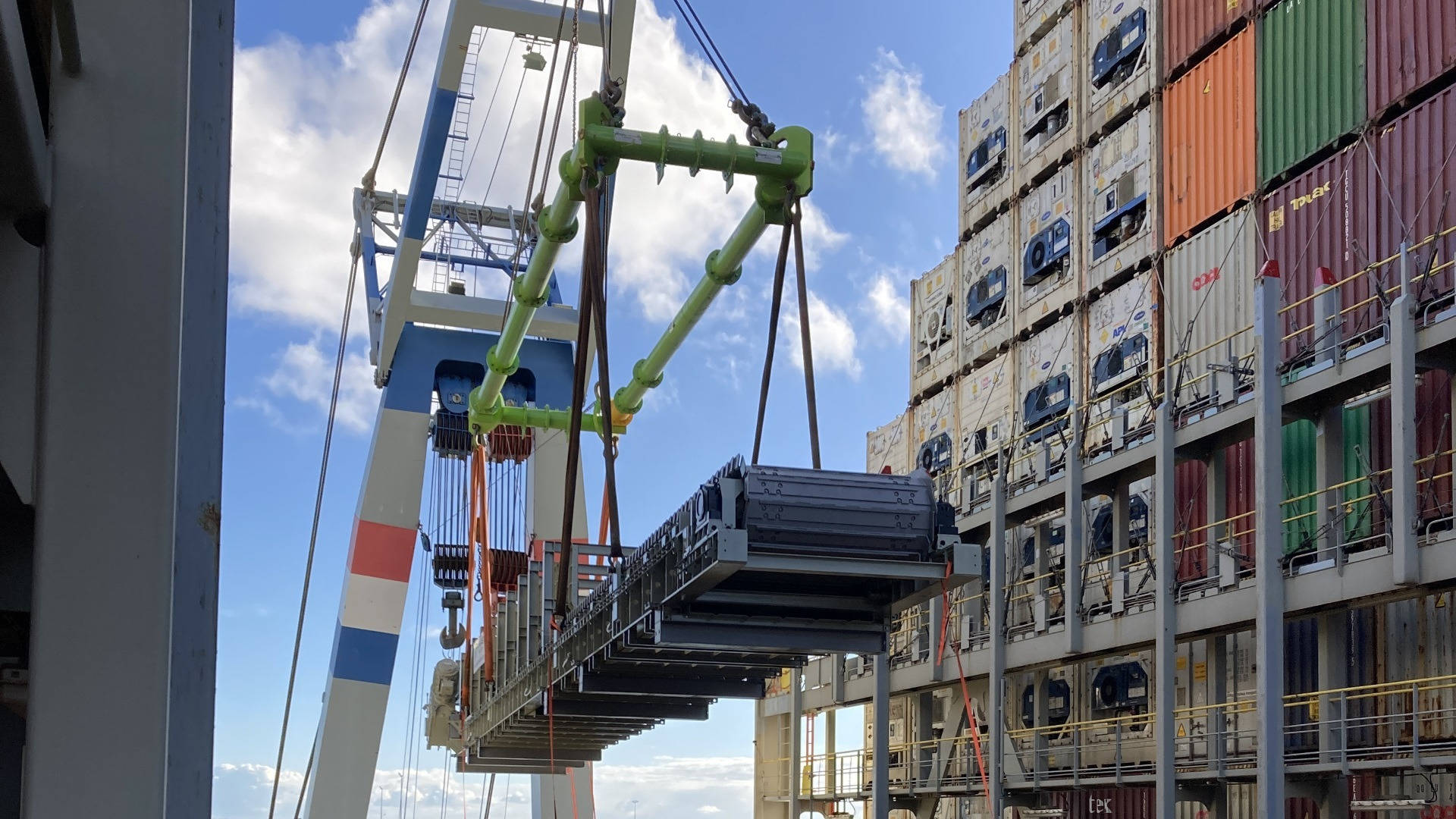 Van der Vlist dispatches conveyor belts to Singapore