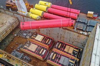 Four Liebherr LBS 800 cranes delivered to Porto Chibatão